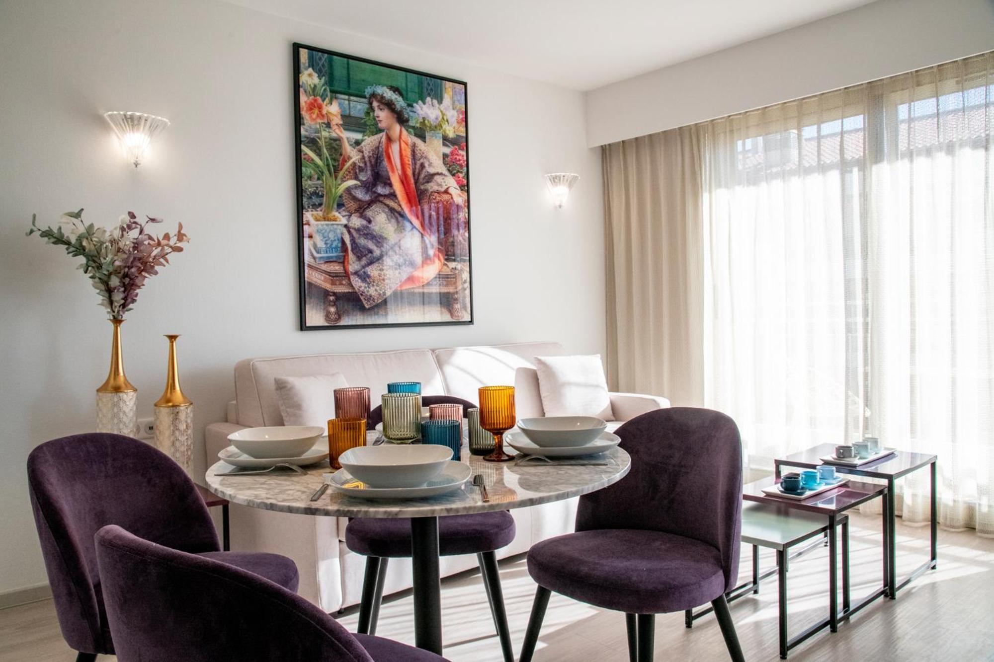 Residence Hoteliere Chambord Au Coeur De Menton - Entierement Renovee Bagian luar foto