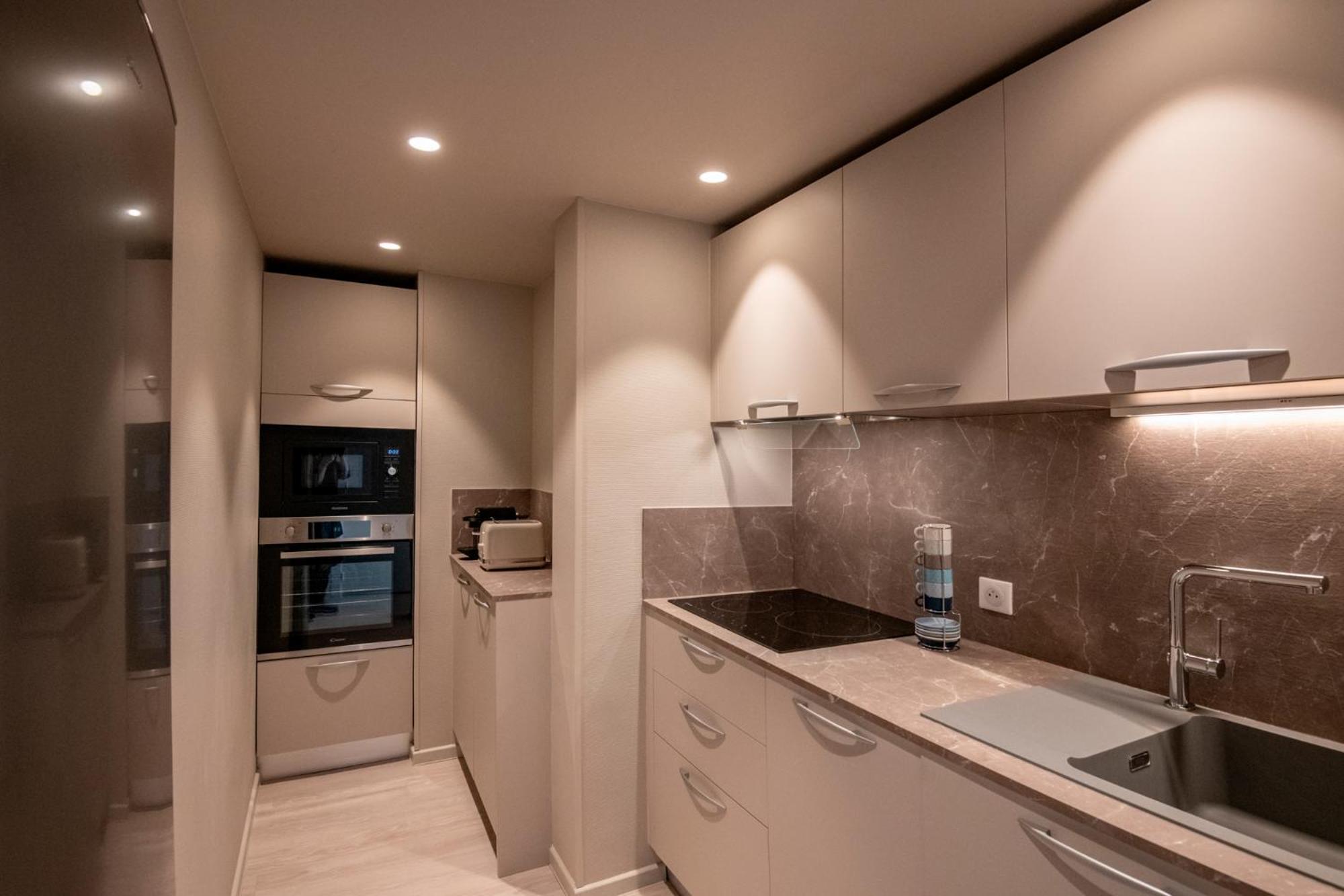 Residence Hoteliere Chambord Au Coeur De Menton - Entierement Renovee Bagian luar foto