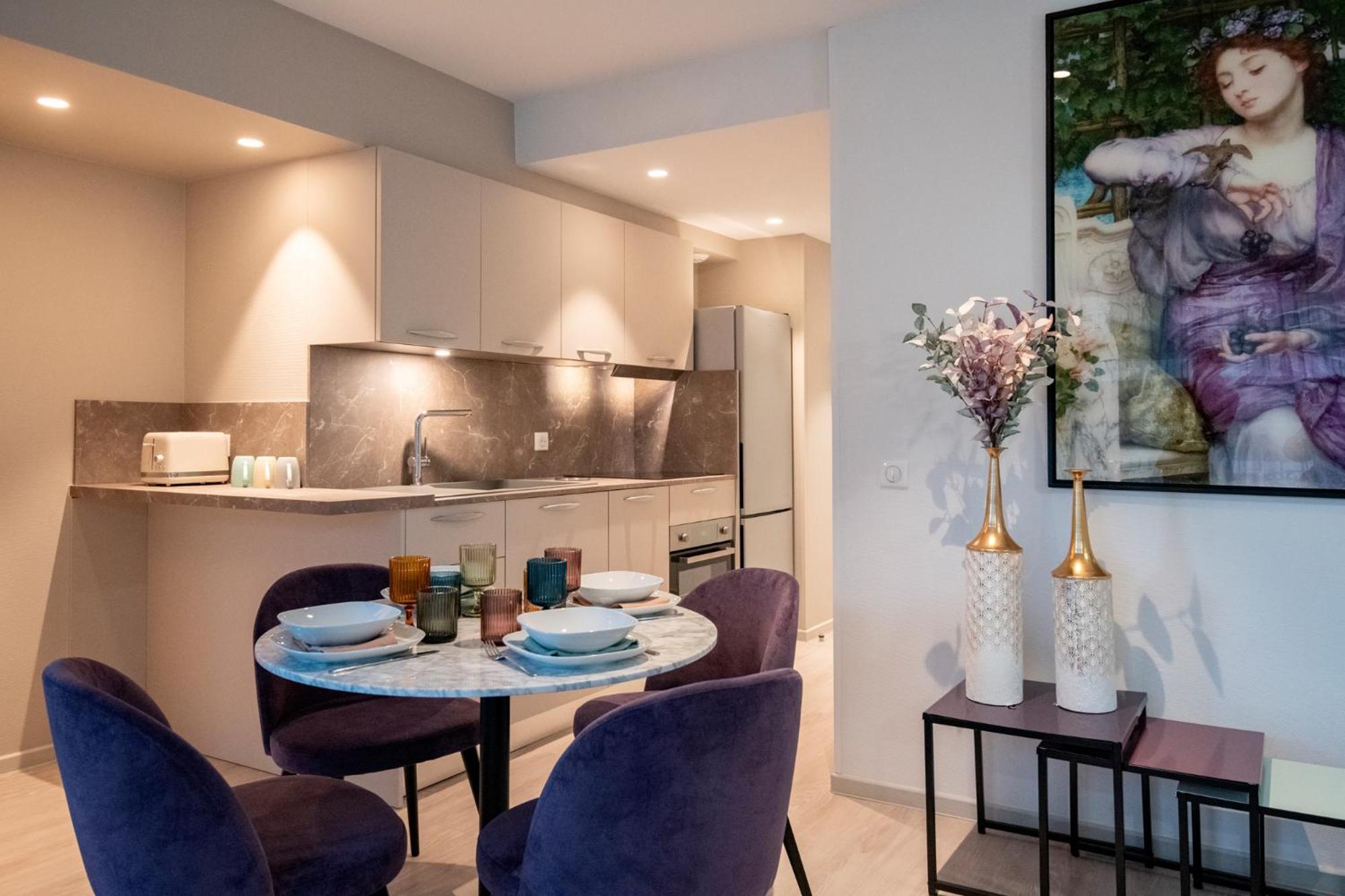Residence Hoteliere Chambord Au Coeur De Menton - Entierement Renovee Bagian luar foto